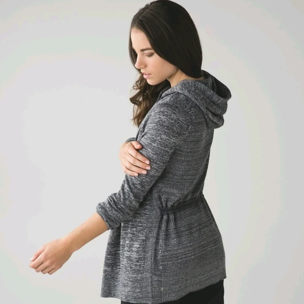 Lululemon Peace Of Mind Wrap Heathered Dark Slate / Silver Spoon